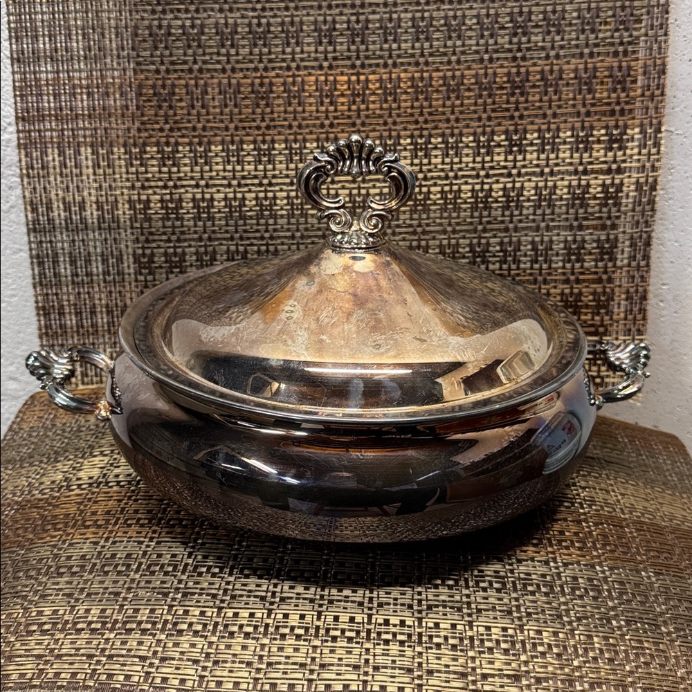 Vintage FB Rogers Silver Plate Covered Casserole Serving Dish Bowl
